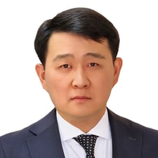 Hon. Vyacheslav Yurevich Pak