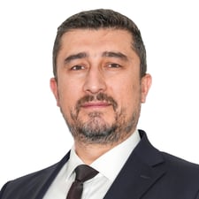 Dr. Tarik Akin